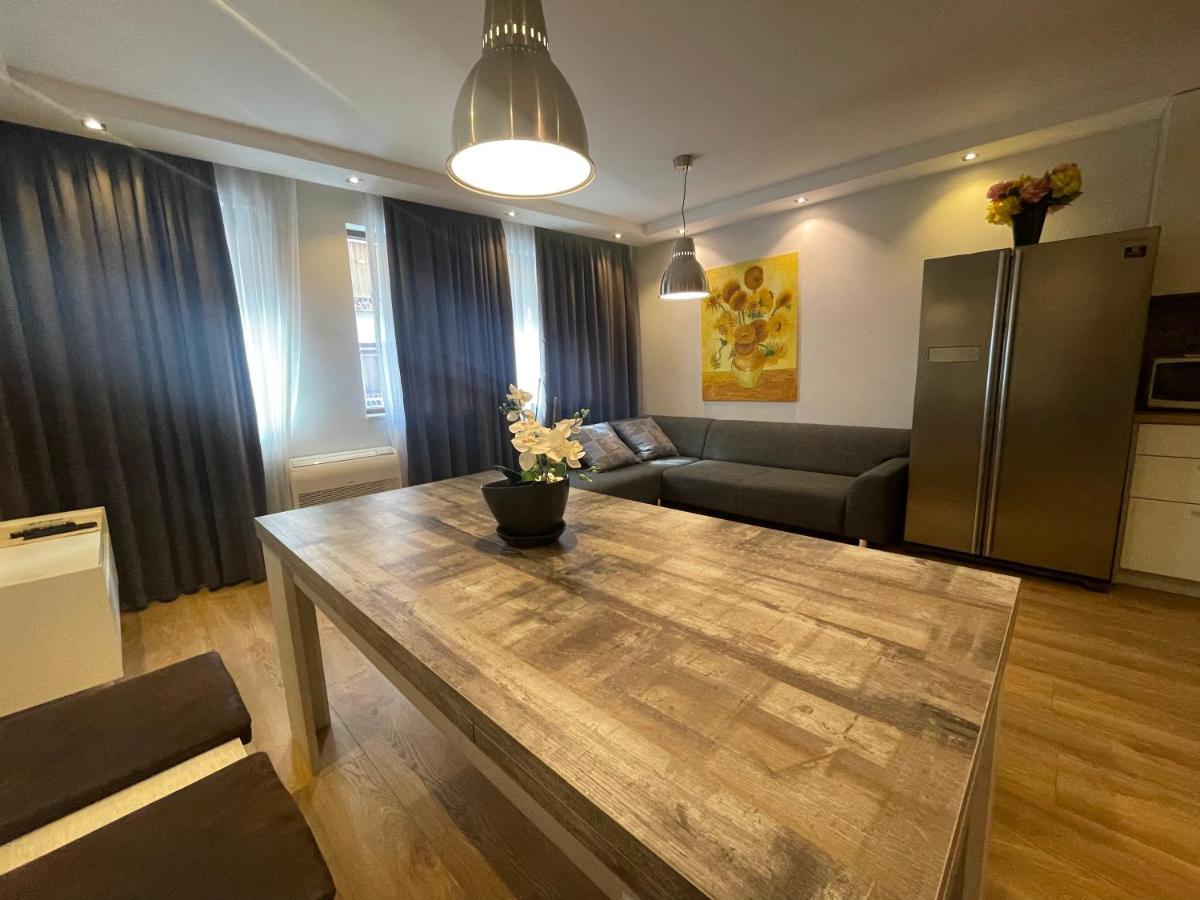Luxury Apartments In Top City Center Varna 2 Ngoại thất bức ảnh