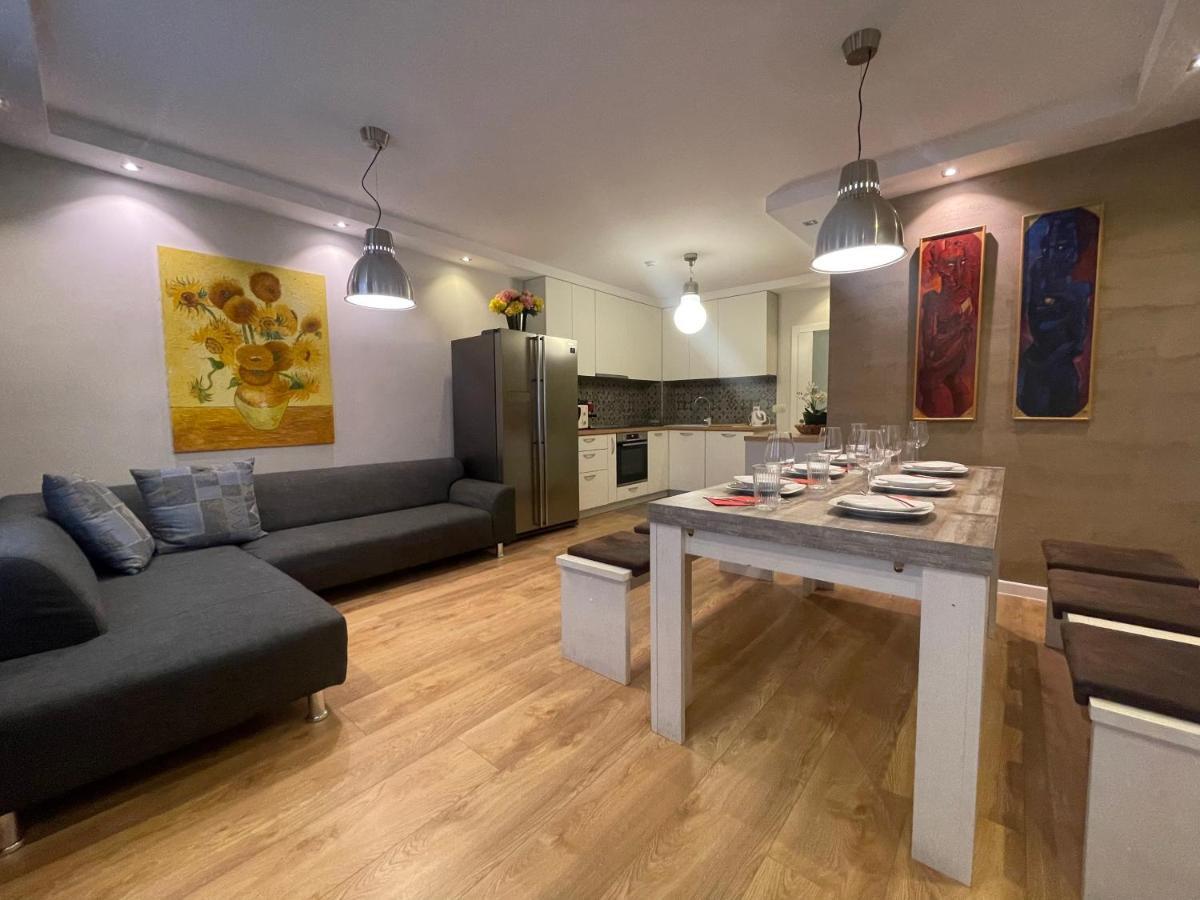 Luxury Apartments In Top City Center Varna 2 Ngoại thất bức ảnh