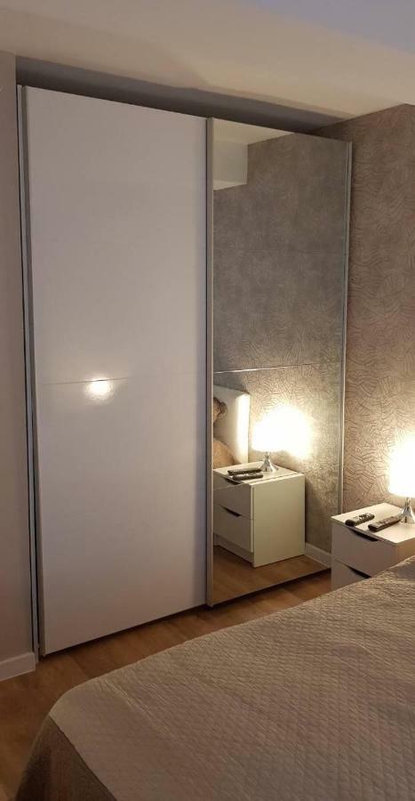 Luxury Apartments In Top City Center Varna 2 Ngoại thất bức ảnh
