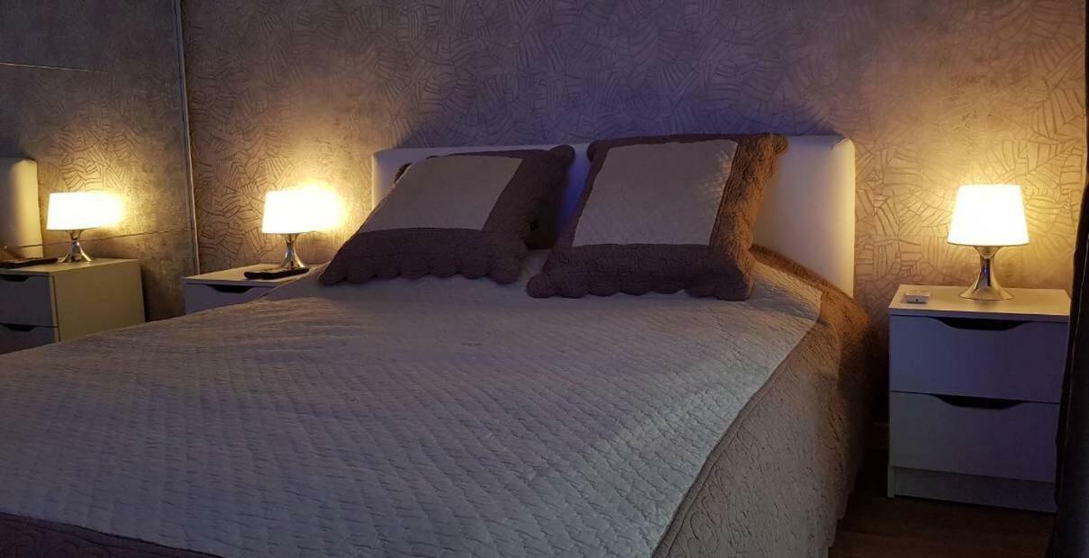 Luxury Apartments In Top City Center Varna 2 Ngoại thất bức ảnh